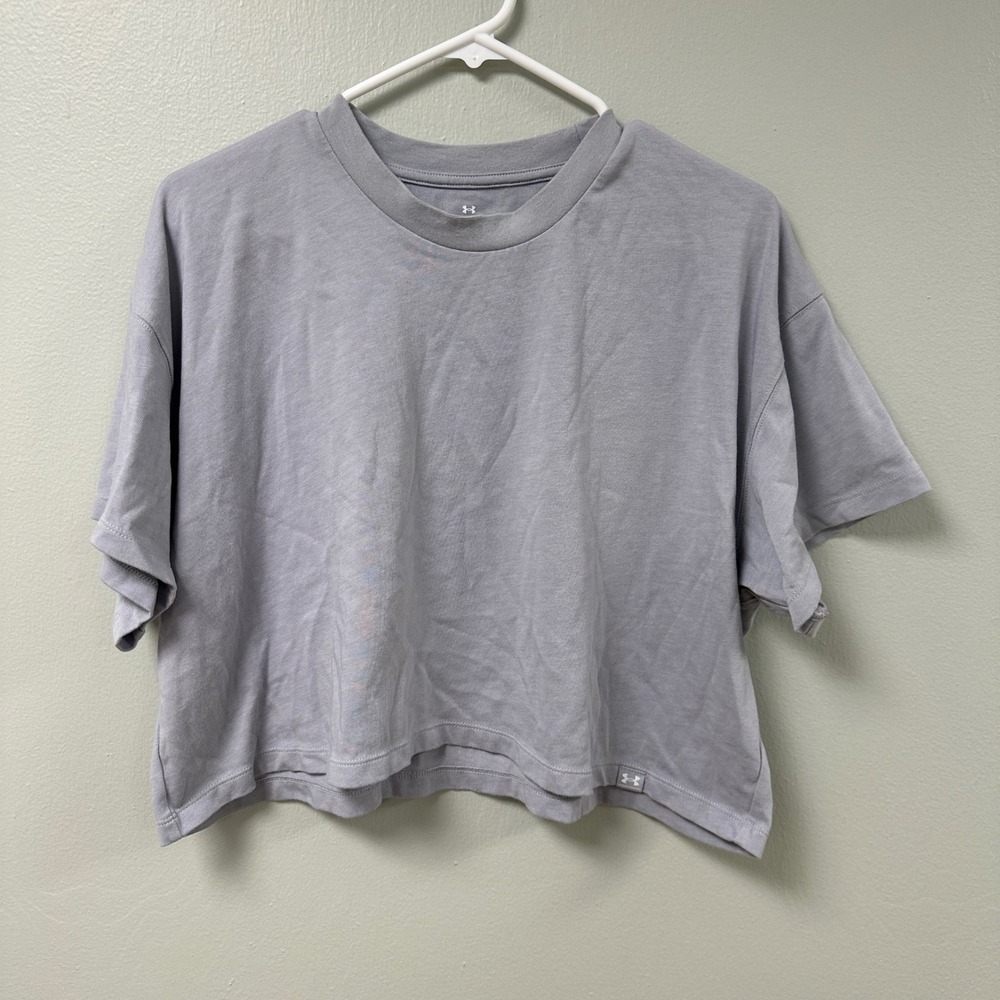 Under Armour Womens Grey Cropped Short Sleeve T-Shirt Loose Fit Size Medium